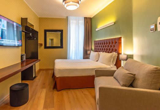 2. 호텔 엘리테 로..