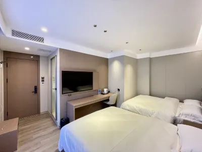 Yidianyuan Hotel (Taipingqiao Subway Station) Hotels in Harbin Engineering University/Harbin east  railway