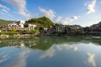 Riverside courtyard of Luan Xiyin mountain, Zhenyuan