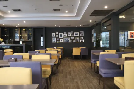 Le Cassia Hotel Отели рядом с достопримечательностью «Faculty of Humanities and Social Science Khon Kaen University»