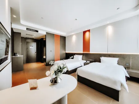 Starway Hotel (Ordos Kangbashi) Отели рядом с достопримечательностью «Ordos Institute of Applied Technology»