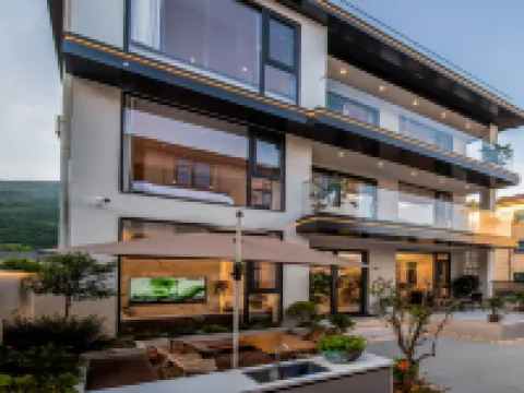 Yunqi Mountain Stream Guesthouse (OMG Heartbeat Park Store) Hotels near Chuiyun Tongtian River