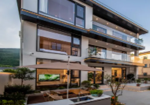 雲棲山澗民宿（OMG心跳樂園店） 鄰近垂雲通天河的酒店