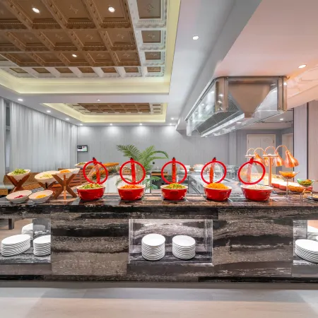 Zhongwei Zheweis Holiday Hotel (Gulou East Street)