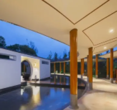 Qiyuan Homestay (Anning Hot Spring Valley Red Clay Tennis Base)