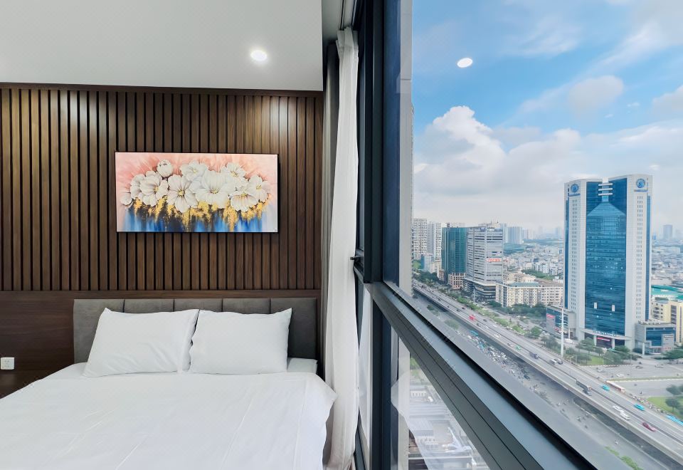 [Lotus Residence의 야외 수영장 및 휴식 공간]