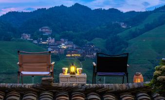 Go to see the mountain dwellers (Longji Jinkeng terraced shop)