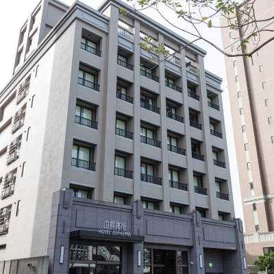 由扉寓所 Hotel Exterior