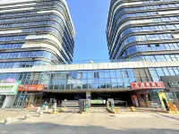 Sunset Homestay (Government Affairs Center Light Rail Station)