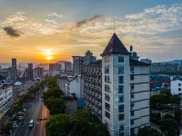 薇菈宮邸飯店 寧國南站附近的飯店