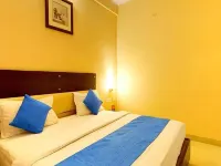 Gypsy Monkey Hotels near سيندي كامب