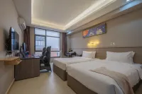 Pipixiong E-sports Homestay (Xiangxiang Railway Station) - parcheggio