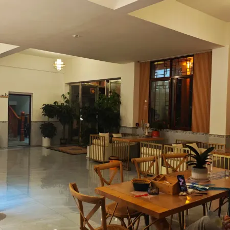 Huaqiao River View Homestay (Qianzhou Ancient City)