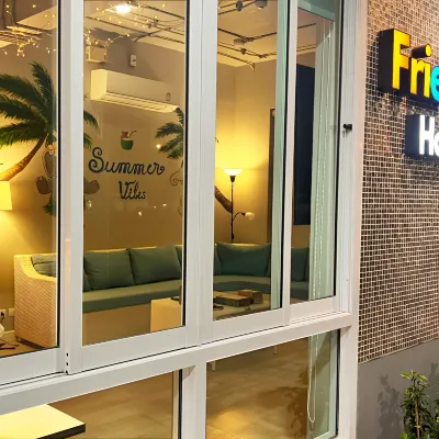 Friends Hostel - Phuket Airport Các khách sạn gần Tổ chức Soi Dog