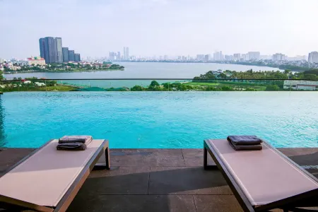 Dusit Le Palais Tu Hoa Hanoi Отели рядом с достопримечательностью «VNPT Technology»