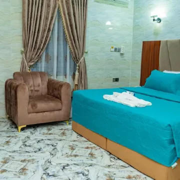 Winngs Hotels & Banquet