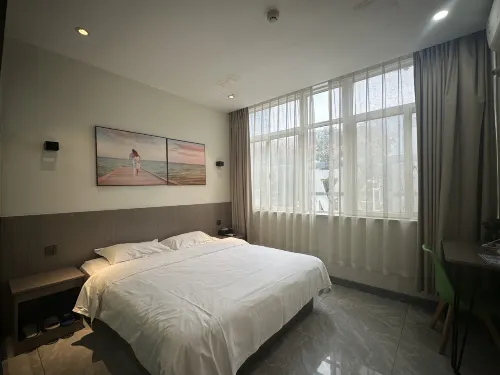 Hebi Shuxia Hotel (Hebi East Station Wanda Plaza)
