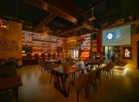 SFEEL Designer Hotel (Chaoyang Street Branch, Taiyuan Railway Station) - bar