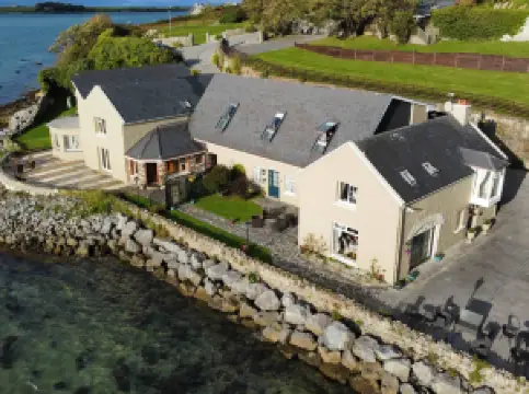 บาร์โรว์ ลอดจ์