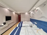 Yichun Xurun Business Hotel