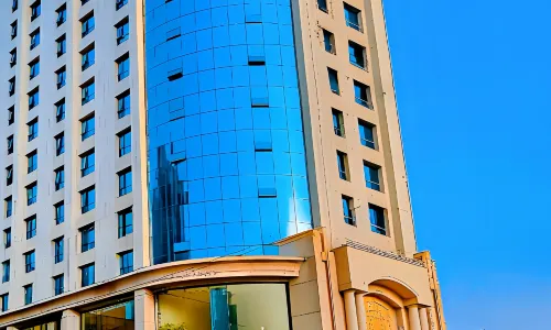 YizhiHotel (Liuyang River Scenic Bridge)