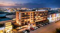 Crystal Pudi Hotel (Jingdezhen Taoyangli People's Square) - Airport Shuttle