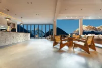 Yujian Mountain Snow Mountain Homestay