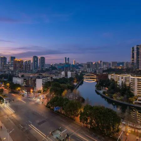Shangcheng·Yunmin Bed and Breakfast (Guiyang Qingyun Market Branch)