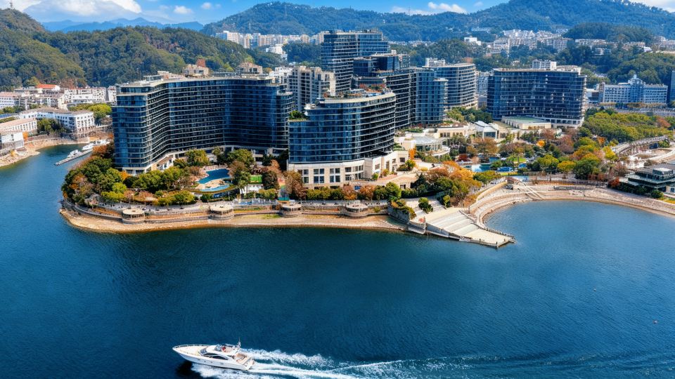 1000 Island Lake Greentown Resort Hotel