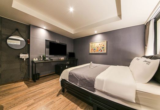 브라운도트 객실