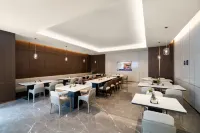 Starway Hotel (Guilin High-Tech Wanda Plaza Branch)