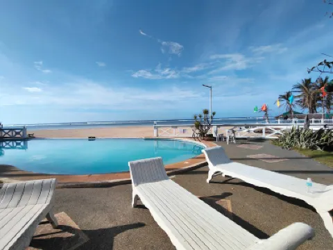 Punta Riviera Resort Bolinao โรงแรมใน