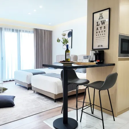 CC LUX Suites