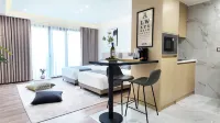 CC LUX Suites