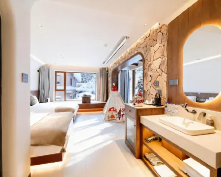 Mountain Talk Hotels in Hailin