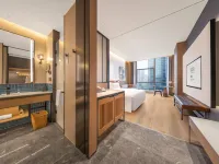Four Points by Sheraton Chongqing Jiulongpo Hotels near Jiu Longpo