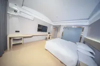 Blue Hotel (Baise Aegean Shopping Plaza Youjiang National Medical College)