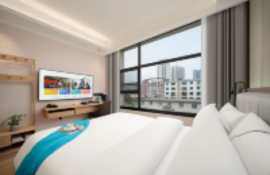 Yibai·Yuemei Hotel (Gufu Street, Anshun Ancient City)