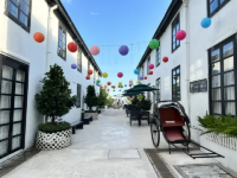 Jao Tsung-I Academy, Heritage Lodge Hotels in 