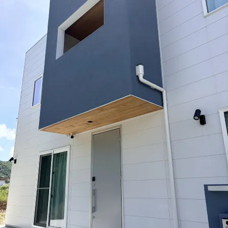 Oceanfront & Yanbaru Forest 2BR in Nago | BBQ Rooftop & Starry Sky | Junglia 20min · Churaumi 25min