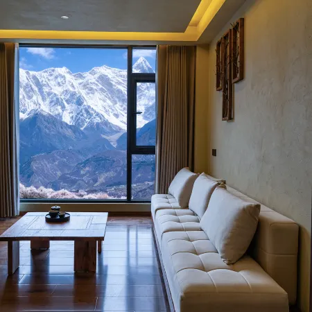 Mainling Jixianshan · Namcha Barwa · Scenic Homestay (Suosong Village)