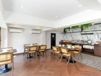 Bangluang Boutique Hotel nearby Wat Arun Hotels near Wat Pho Temple