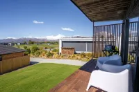 Tekapo Haven with Deck and Stargazing Sky - Hot Springs