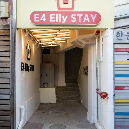 E4 Elly STAY Euljiro