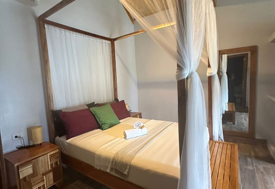 ANITSA RESORT 정원 전망 및 수영장