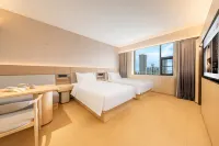 Ji Hotel (Chongqing Guanyinqiao Liyuchi Metro Station)