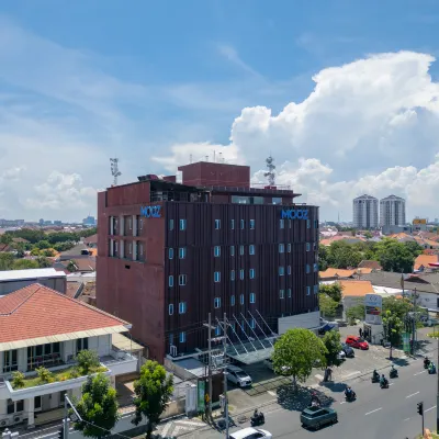 Mooz Hotel Surabaya - Jemursari Hotels near Gunung Anyar