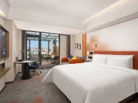 Xining High Speed Railway Station Hampton by Hilton Hotel 시닝 호텔