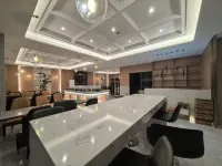 Starline Hotel