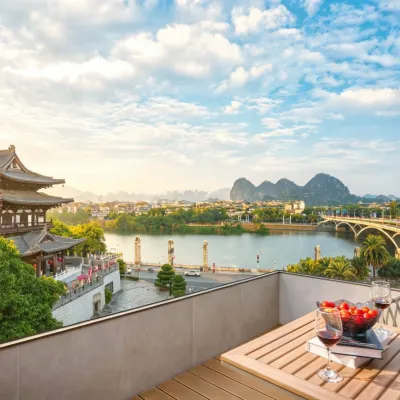 NEO ISLE Hotel (Guilin Liangjiang Sihu Xiangbishan) Hotels near Fubo Hill